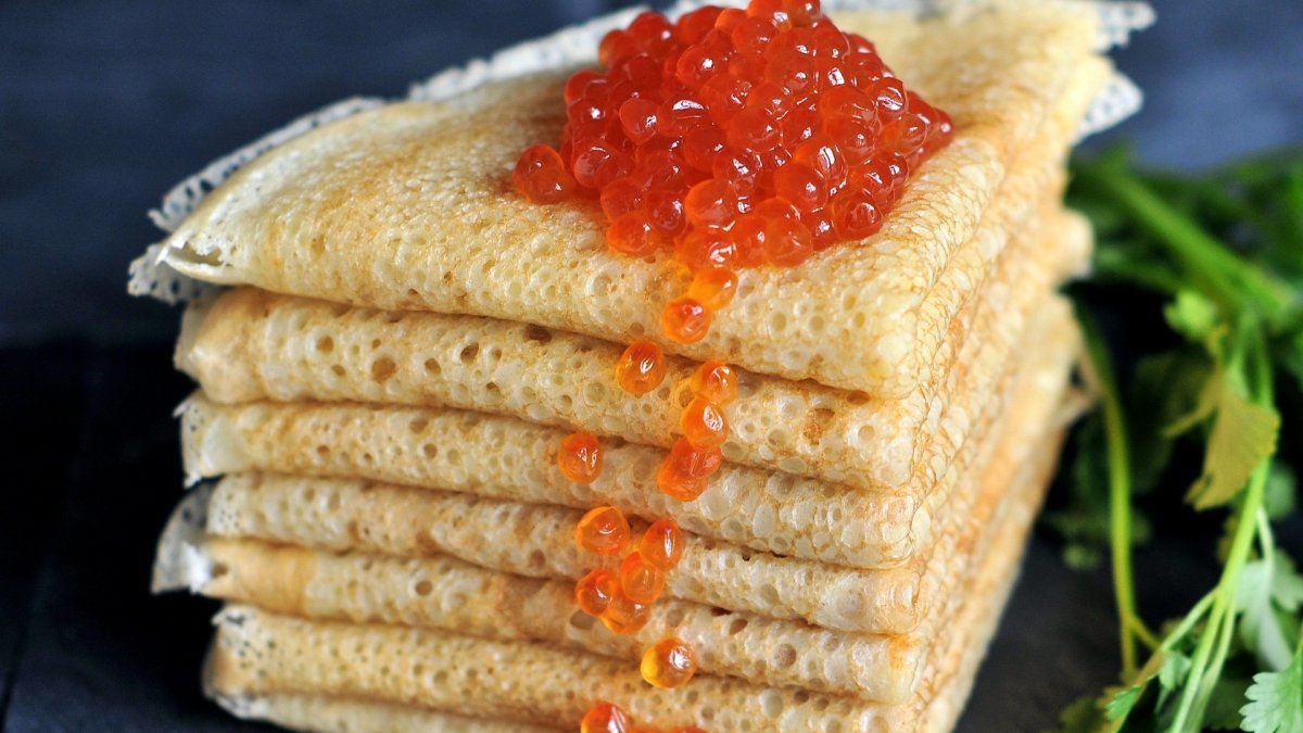 Блины с икрой
