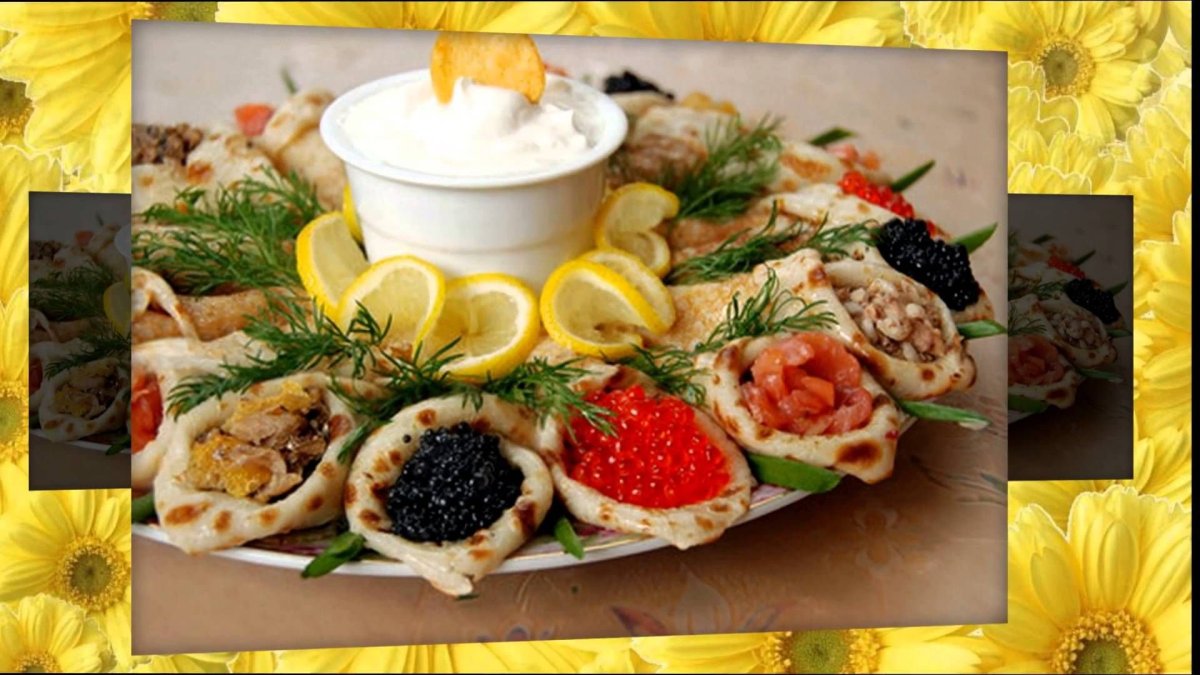 Блины фаршированные икрой красной