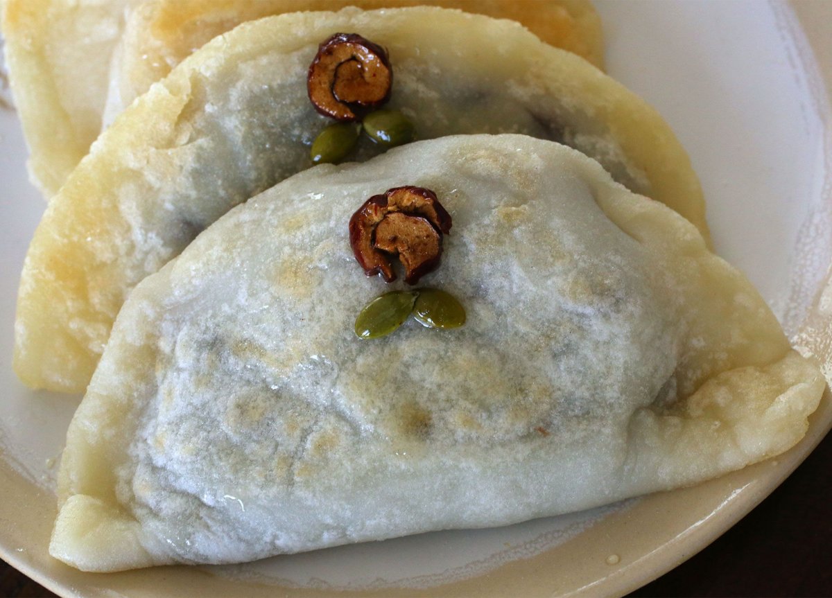 Корейская еда из рисовой муки