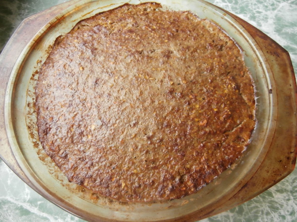Печёночный торт с соленым огурцом