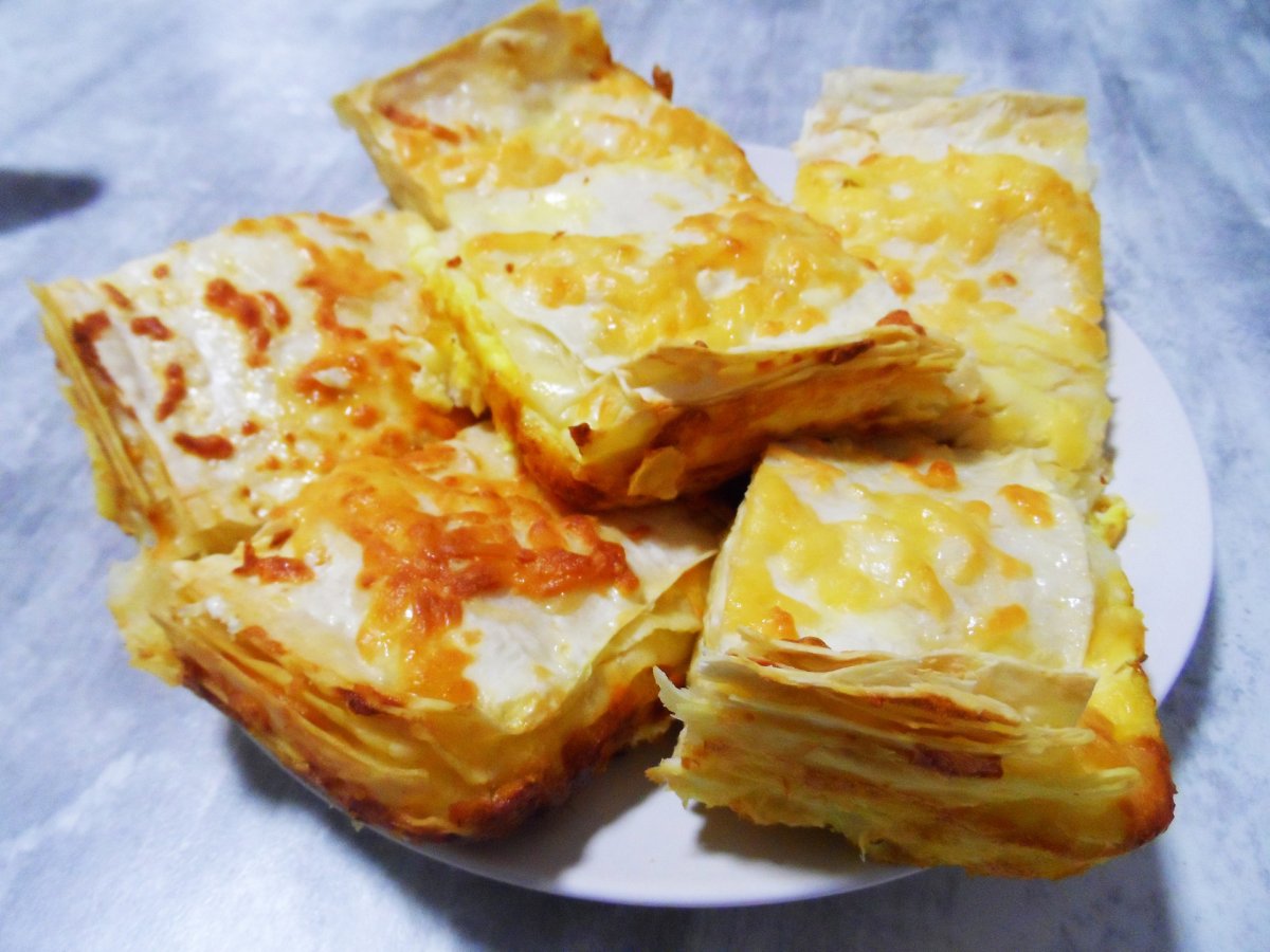 Пирог из лаваша (с сулугуни, укропом и картошкой)