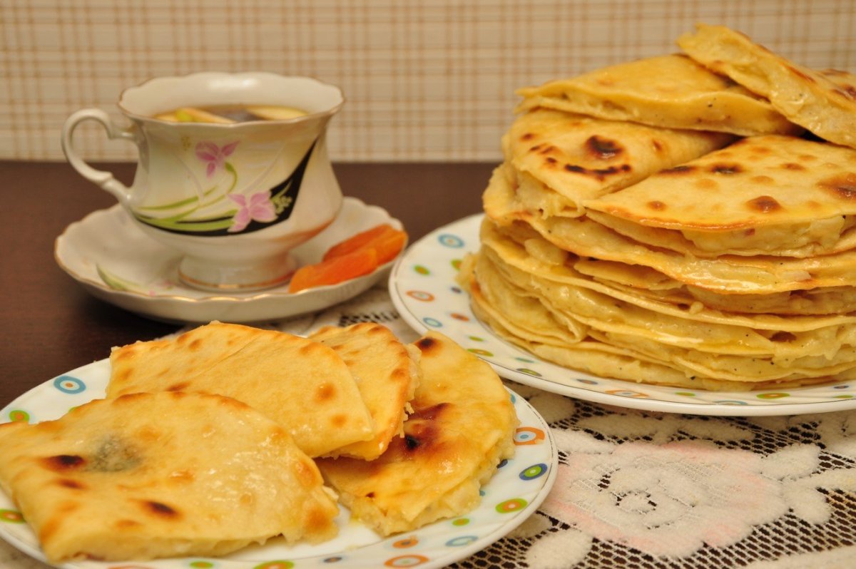 Блины в руках