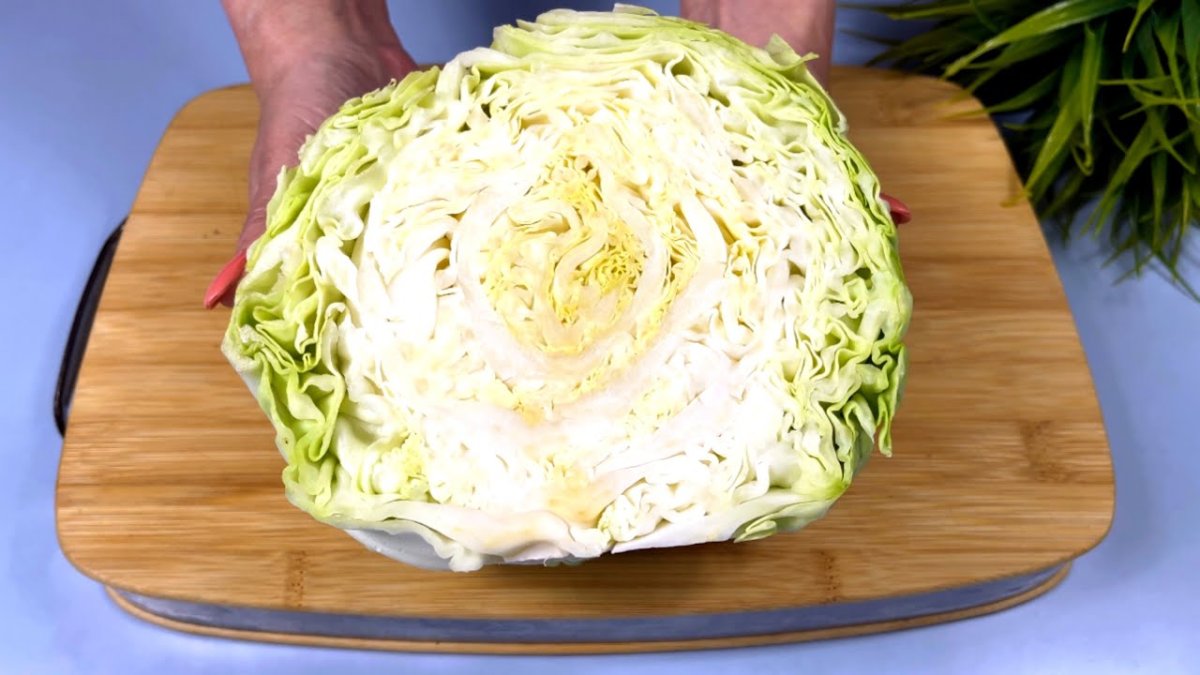 Пирог с капустой и яйцом