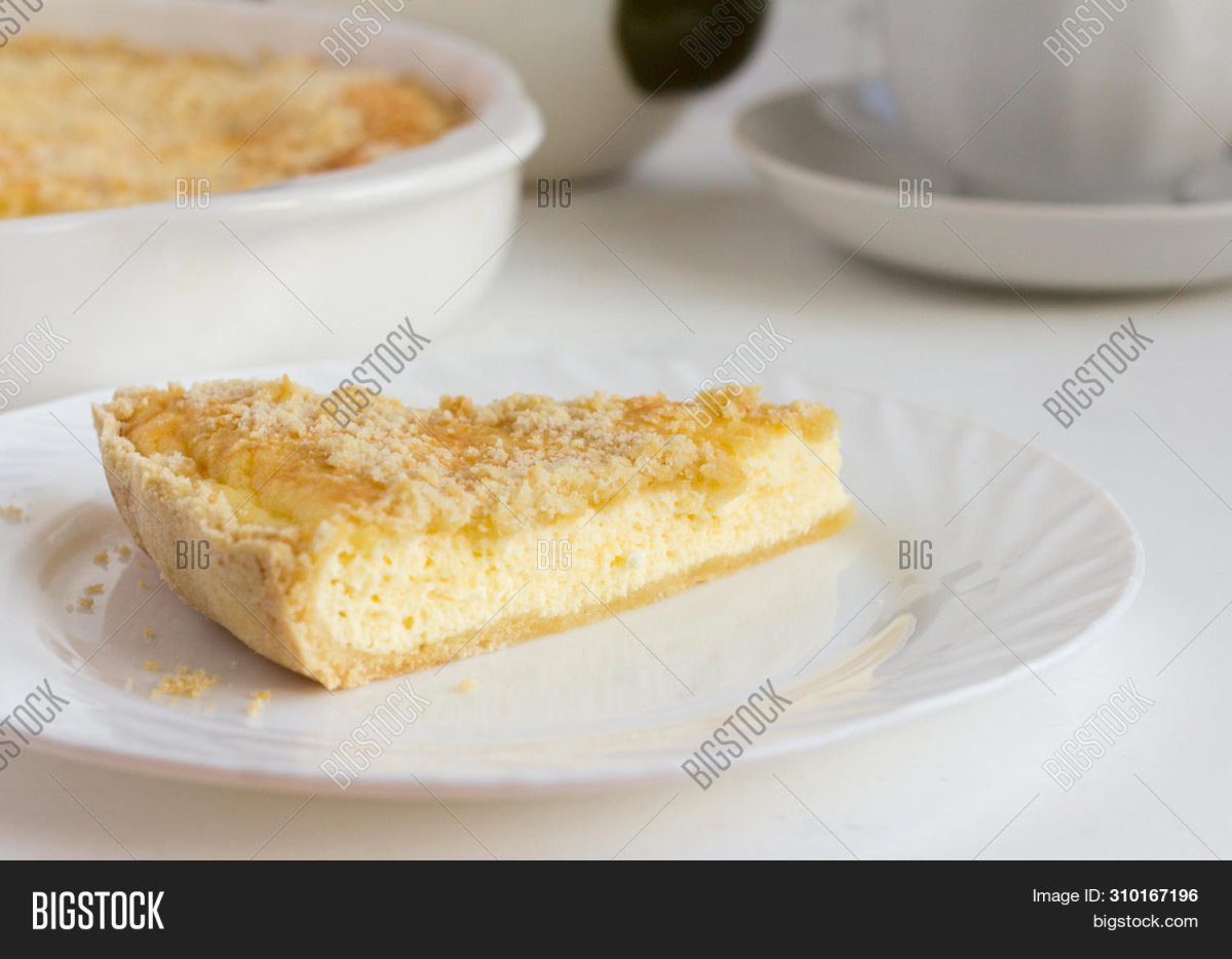 Пирог с творожной начинкой