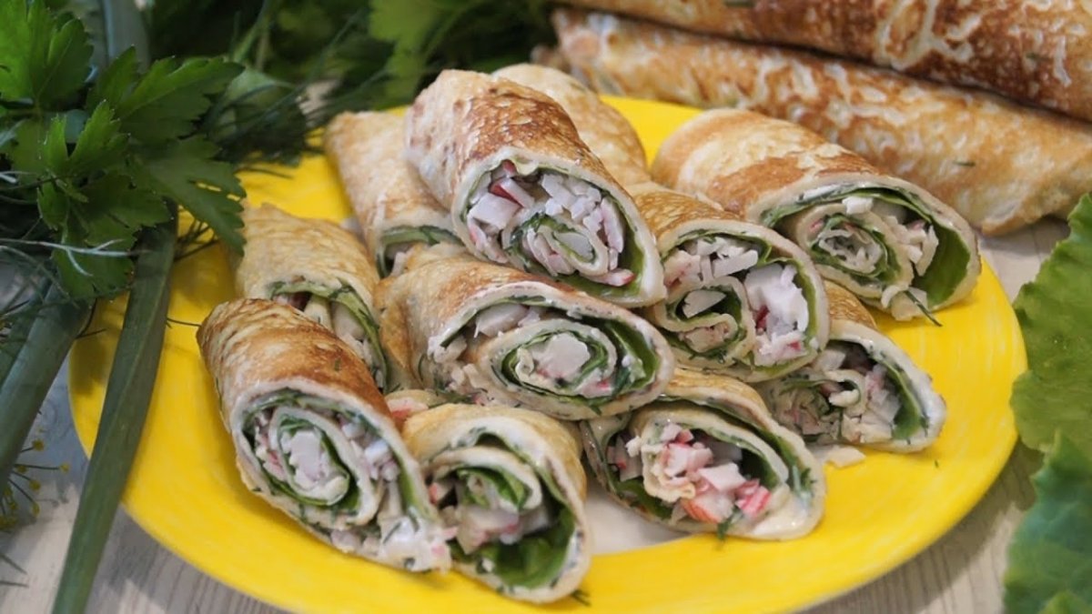 Яичные рулетики с начинкой