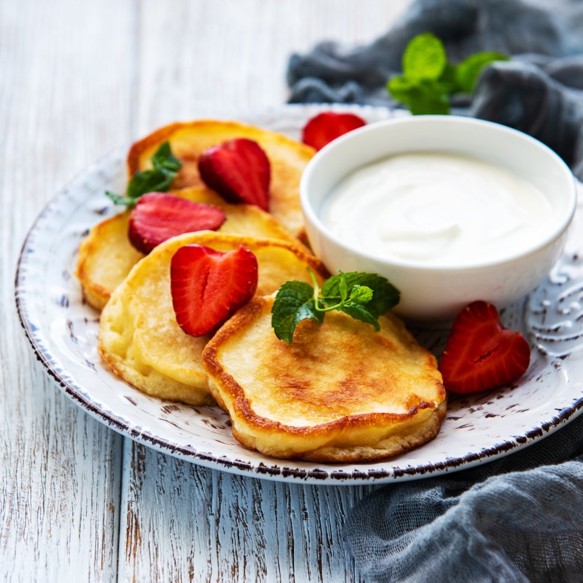 Блинчики с брусникой