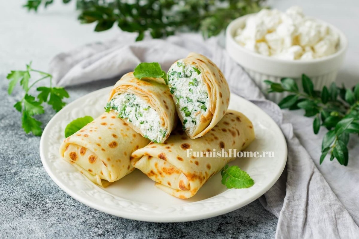 Блинчики с творогом и сметаной