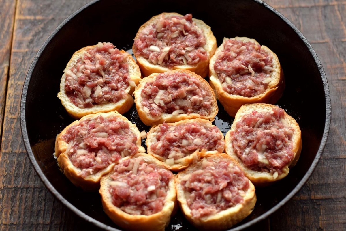 Пирог с капустой и фаршем