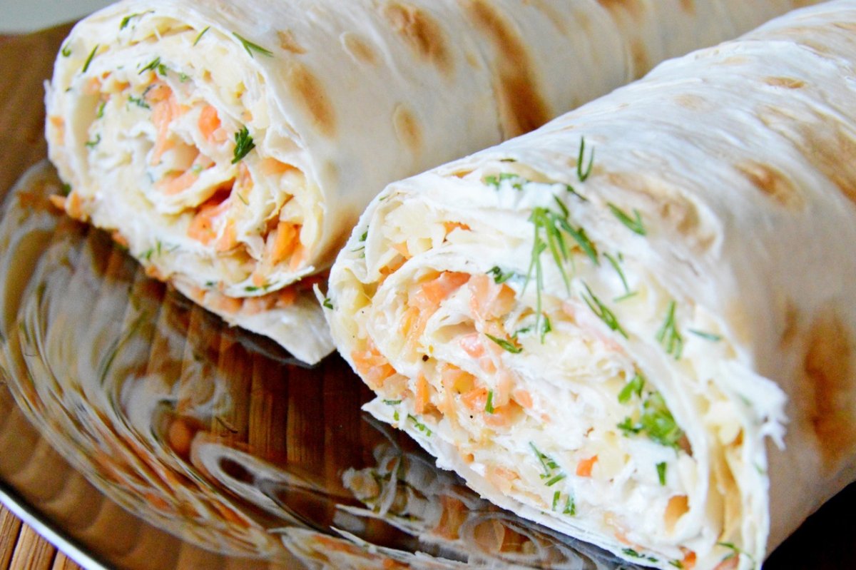 Пирог из лаваша с творогом и сыром