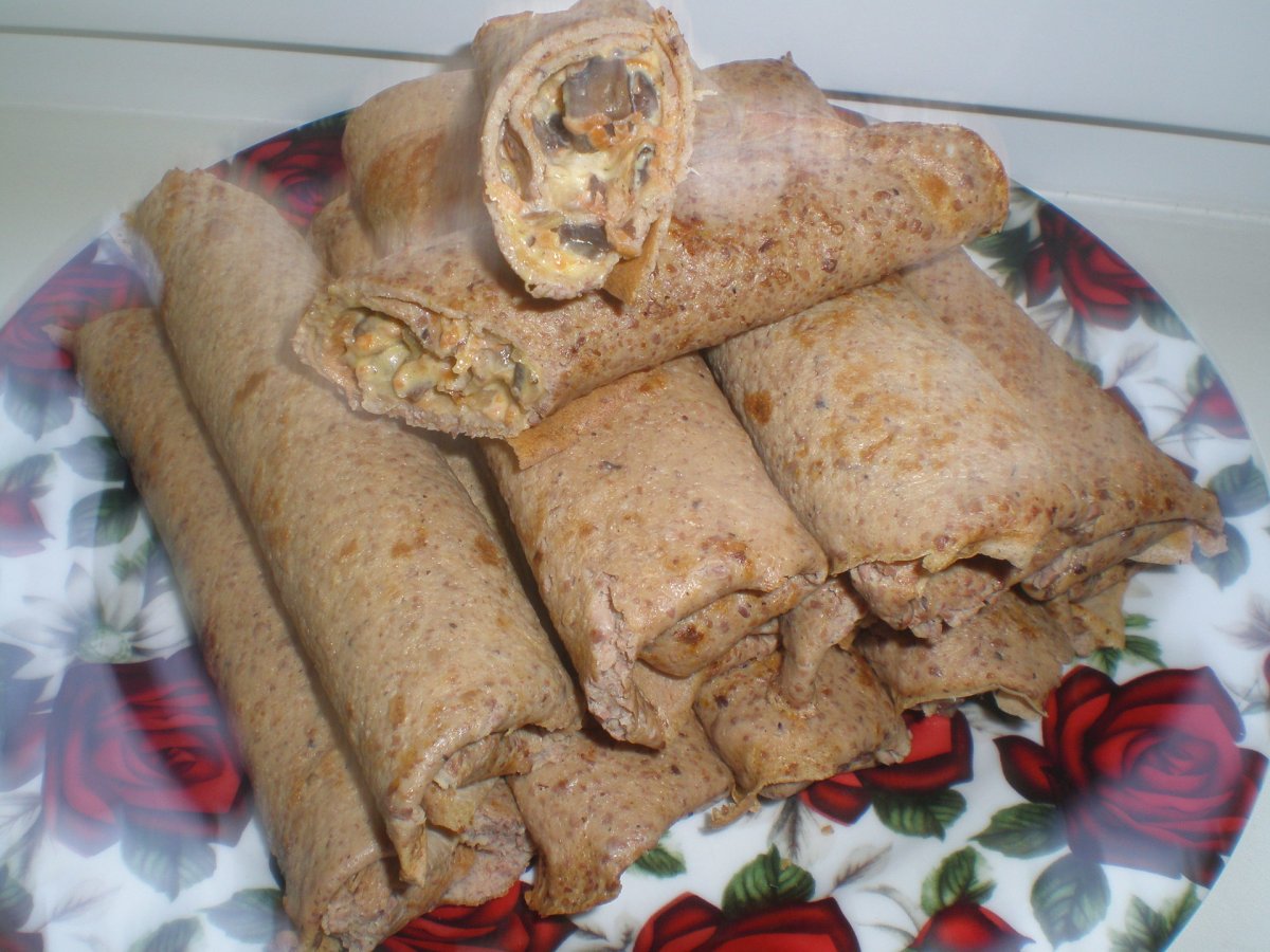 Блины с мясной начинкой