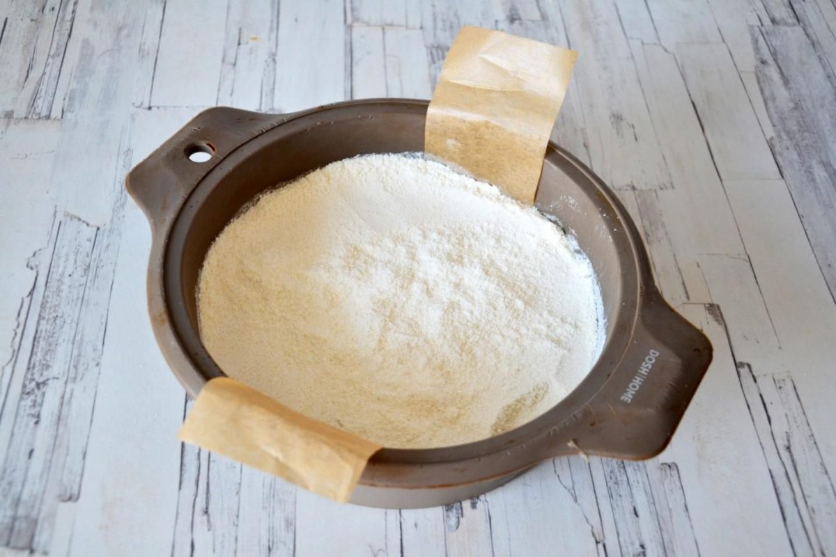 Тесто для пиццы на манке с мукой