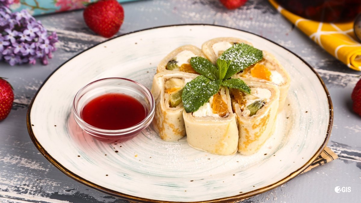 Блины с соусом
