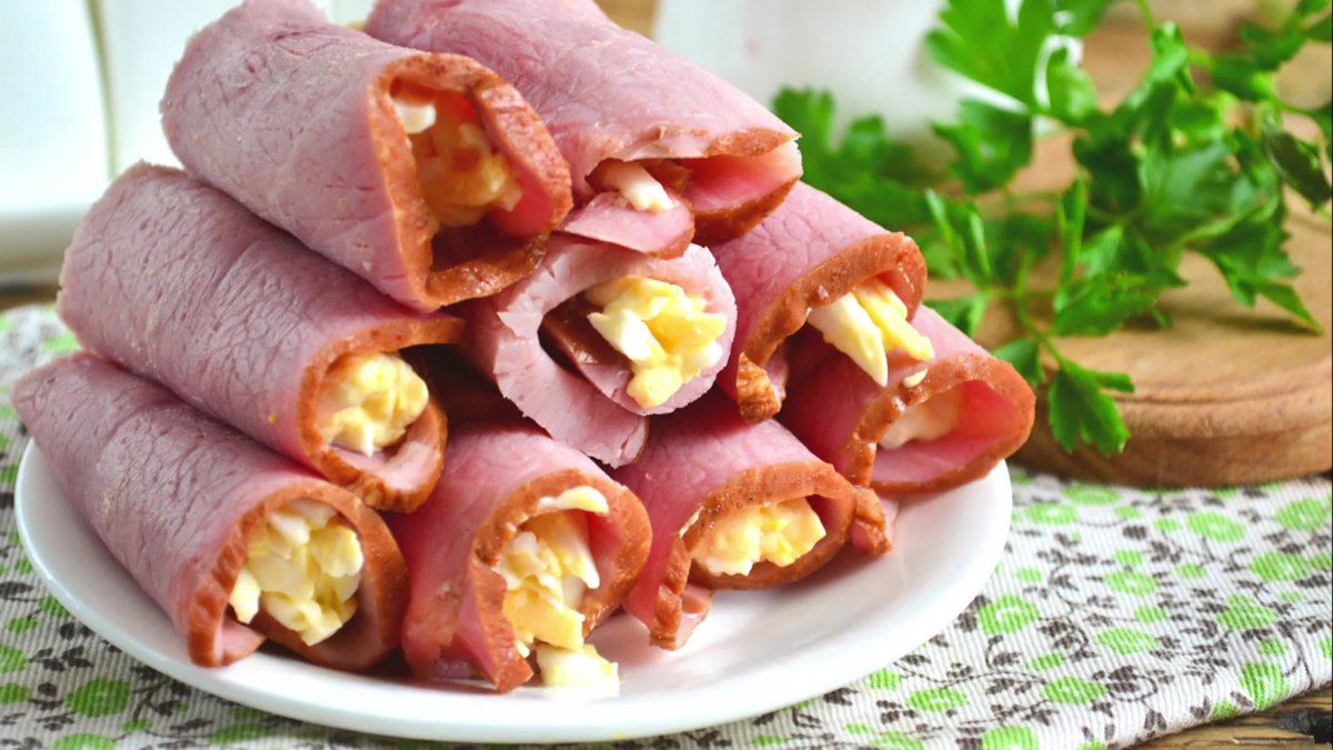 Рулеты из ветчины с начинкой