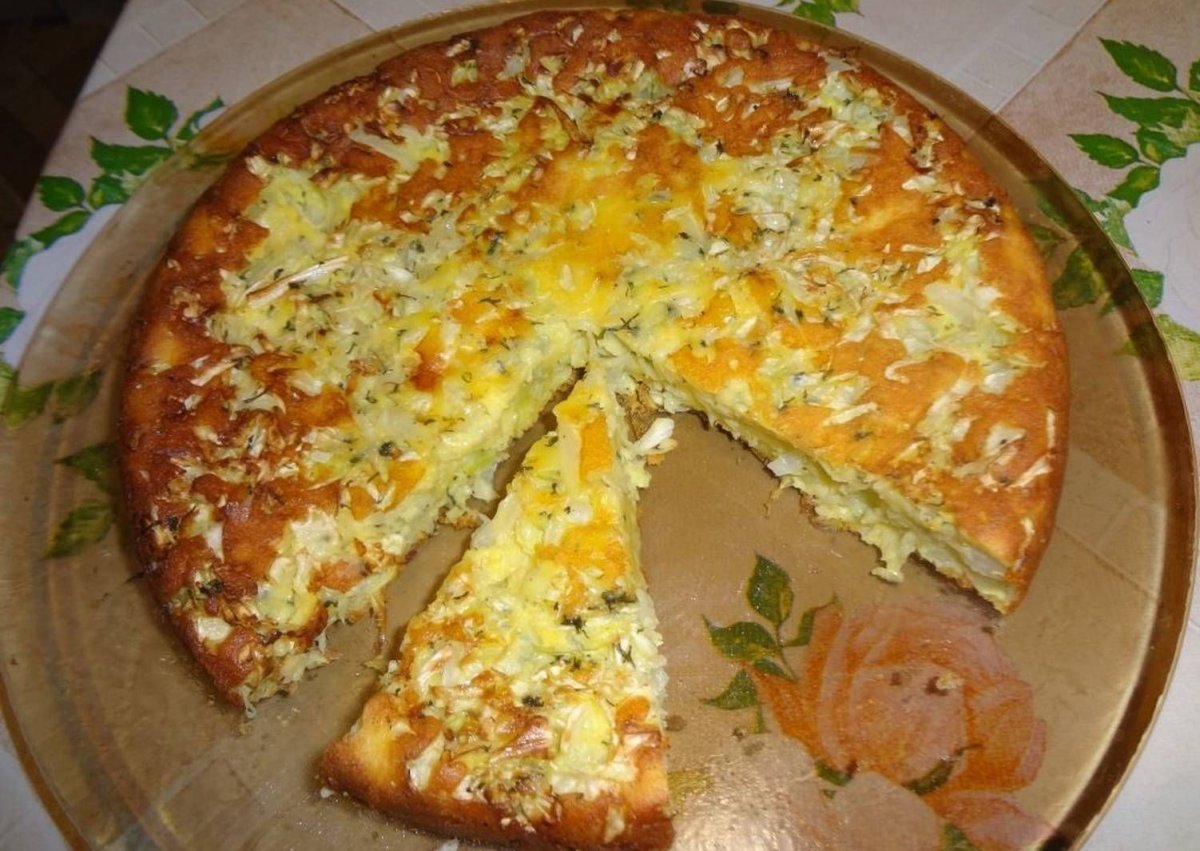 Открытый пирог с капустой