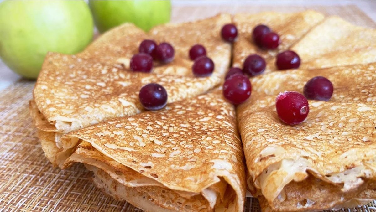 Яблочные панкейки