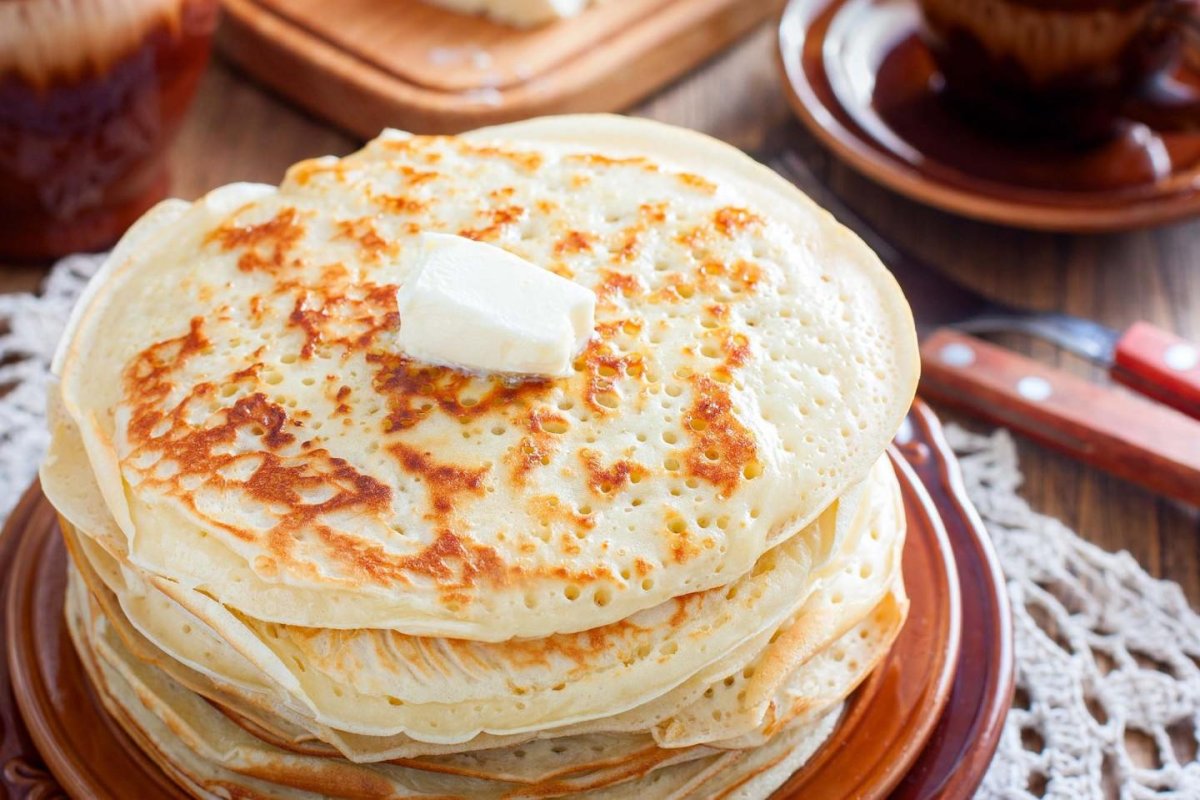 Блины на кефире с кипятком