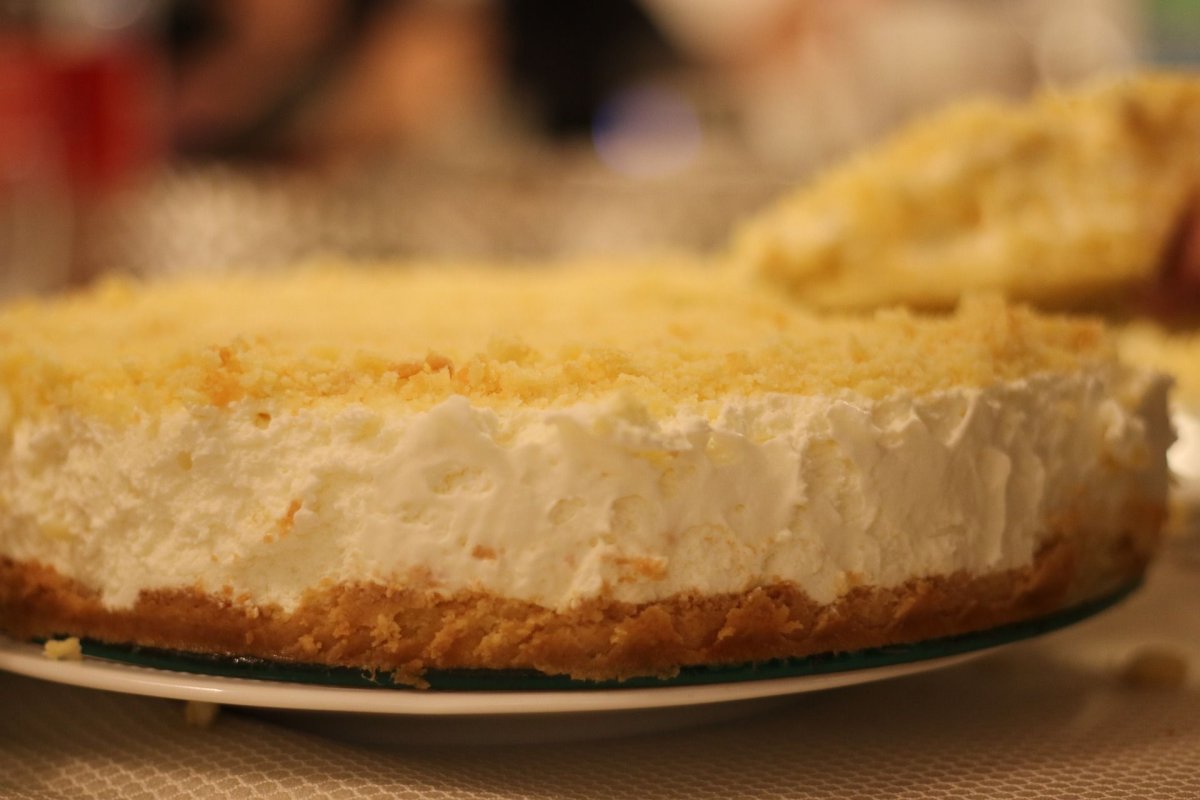 Морковный пирог с грецкими орехами