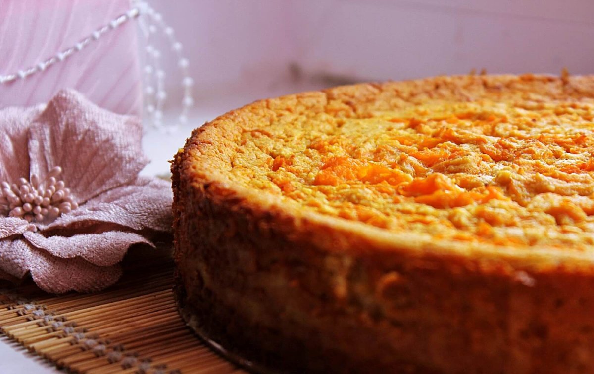 Морковный торт с кремом и лаймом