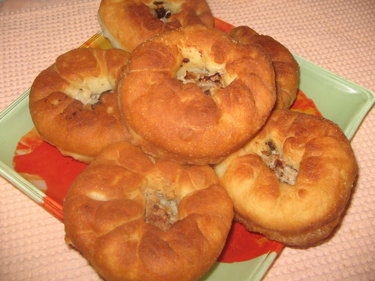 Пирожки жареные