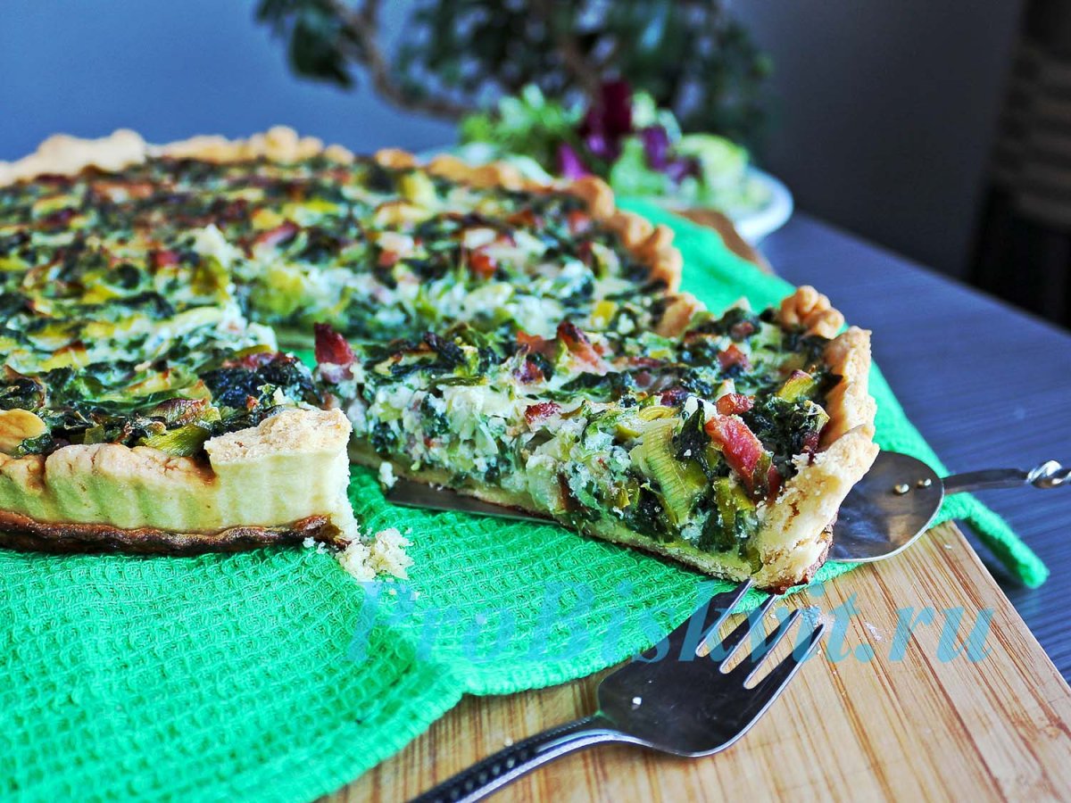 КИШ С курицей и грибами