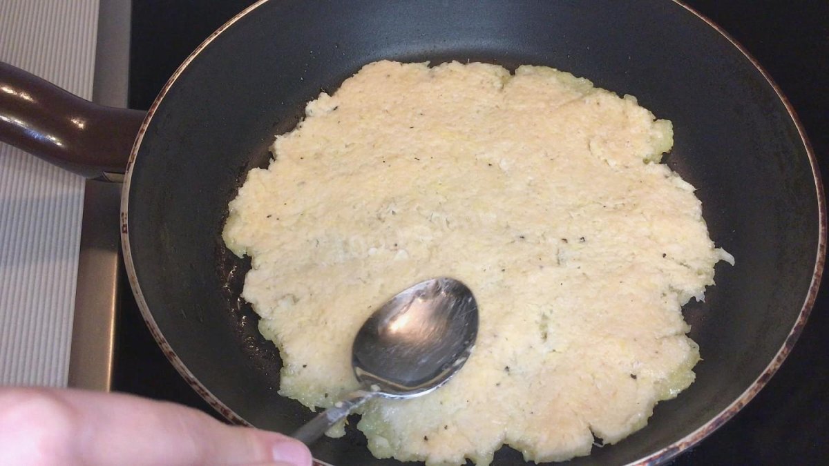Картофельные лепёшки на сковороде