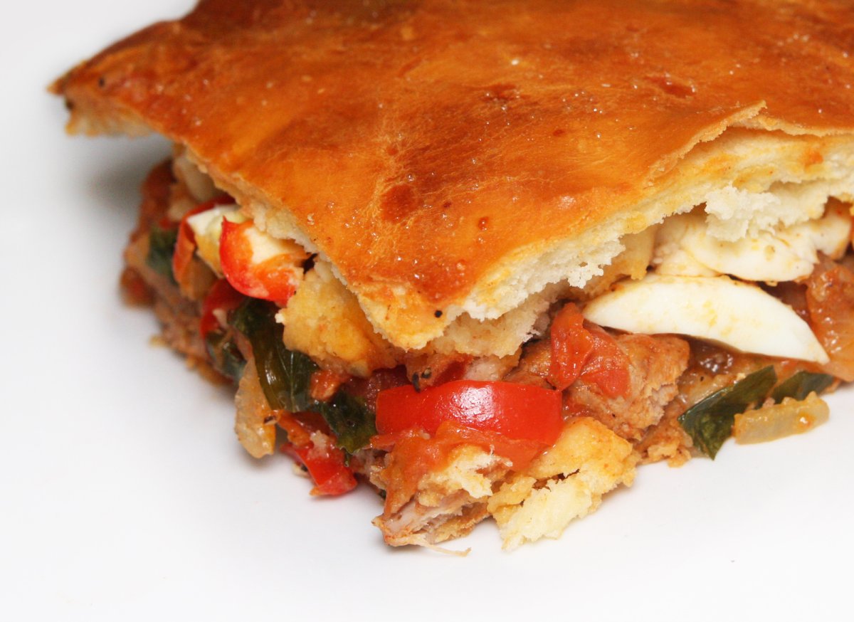 Испанский мясной пирог