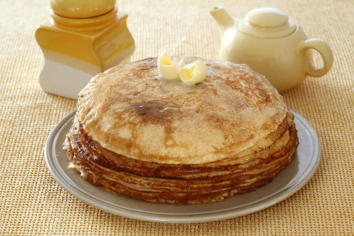 Розочки из блинов
