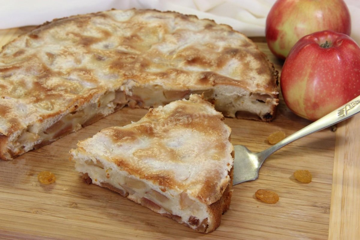 Песочный пирог с яблоками