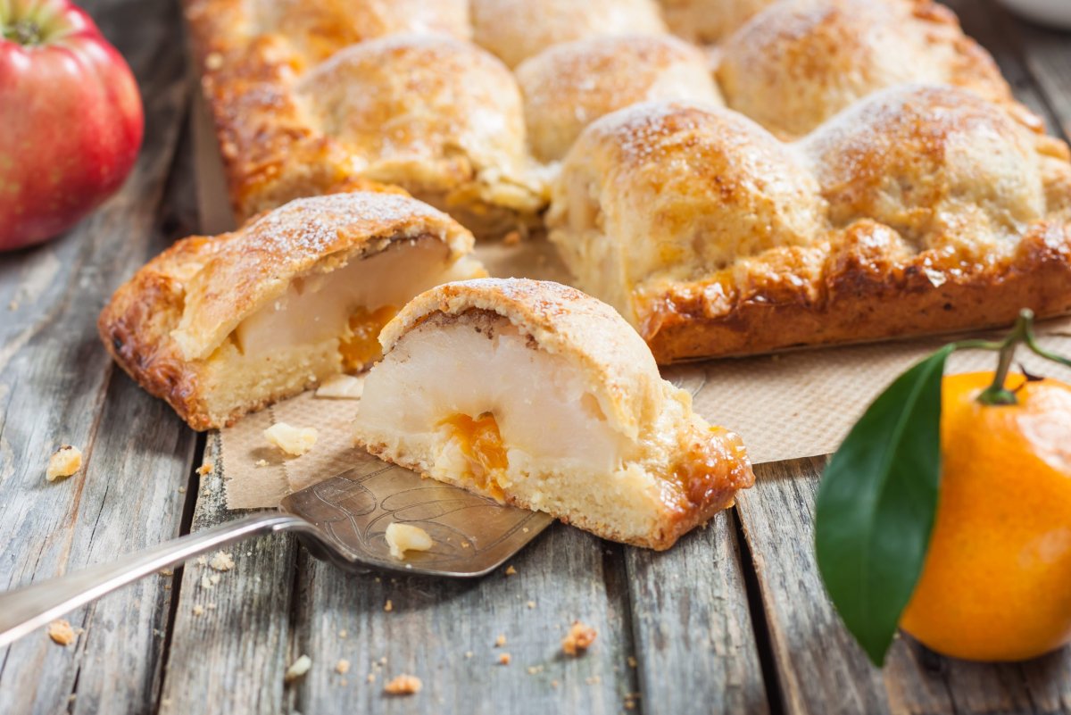 Шарлотка с апельсинами