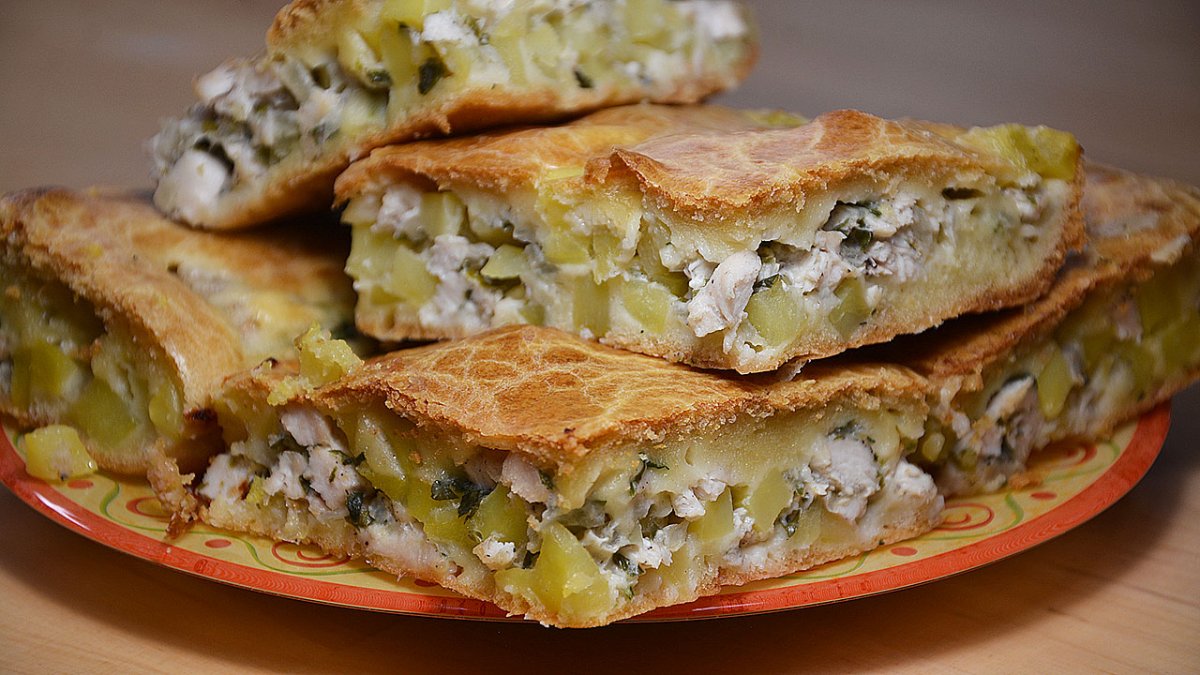 Картофельные пирожки с начинкой