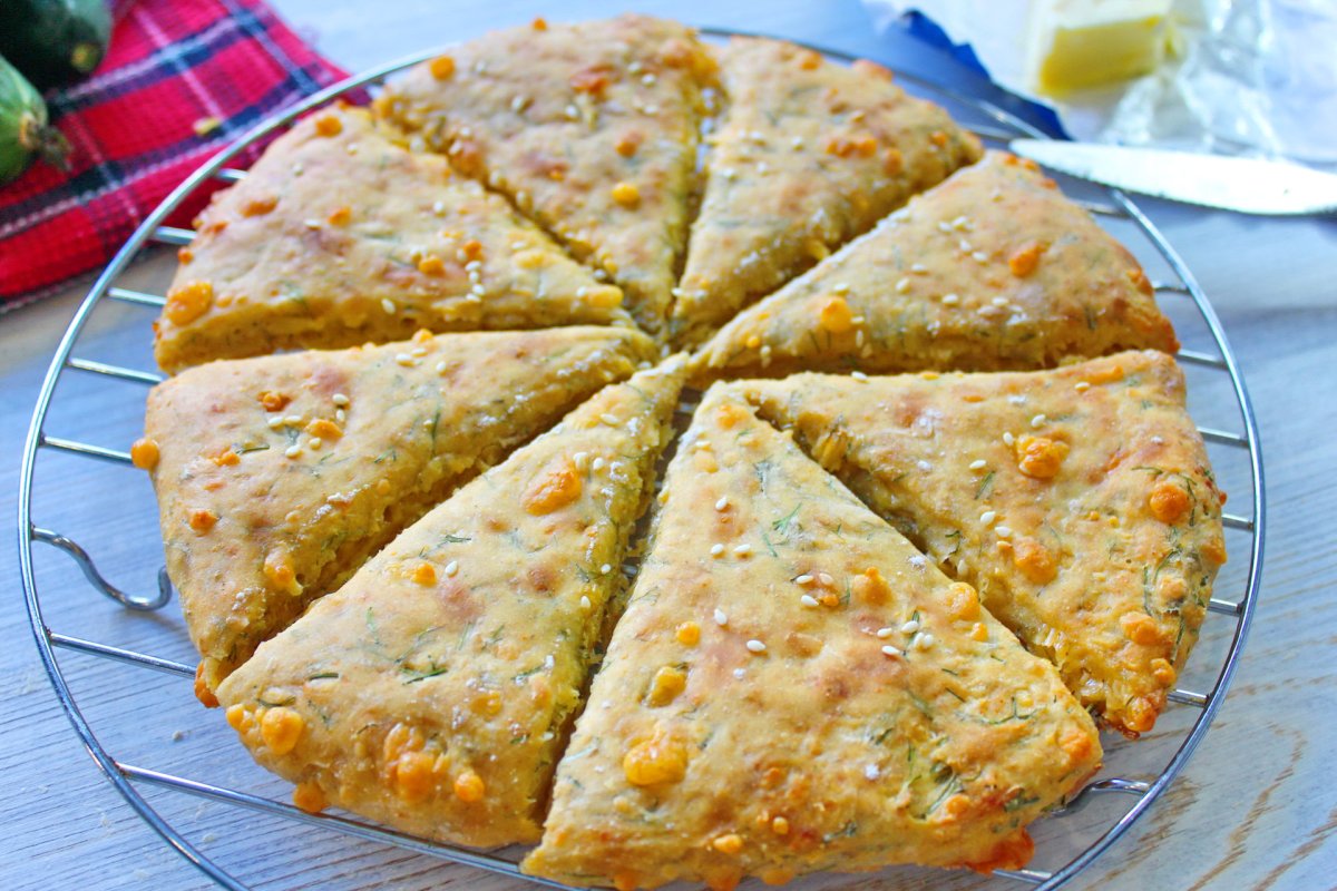 Ленивые хачапури (сырные лепёшки на сковороде)