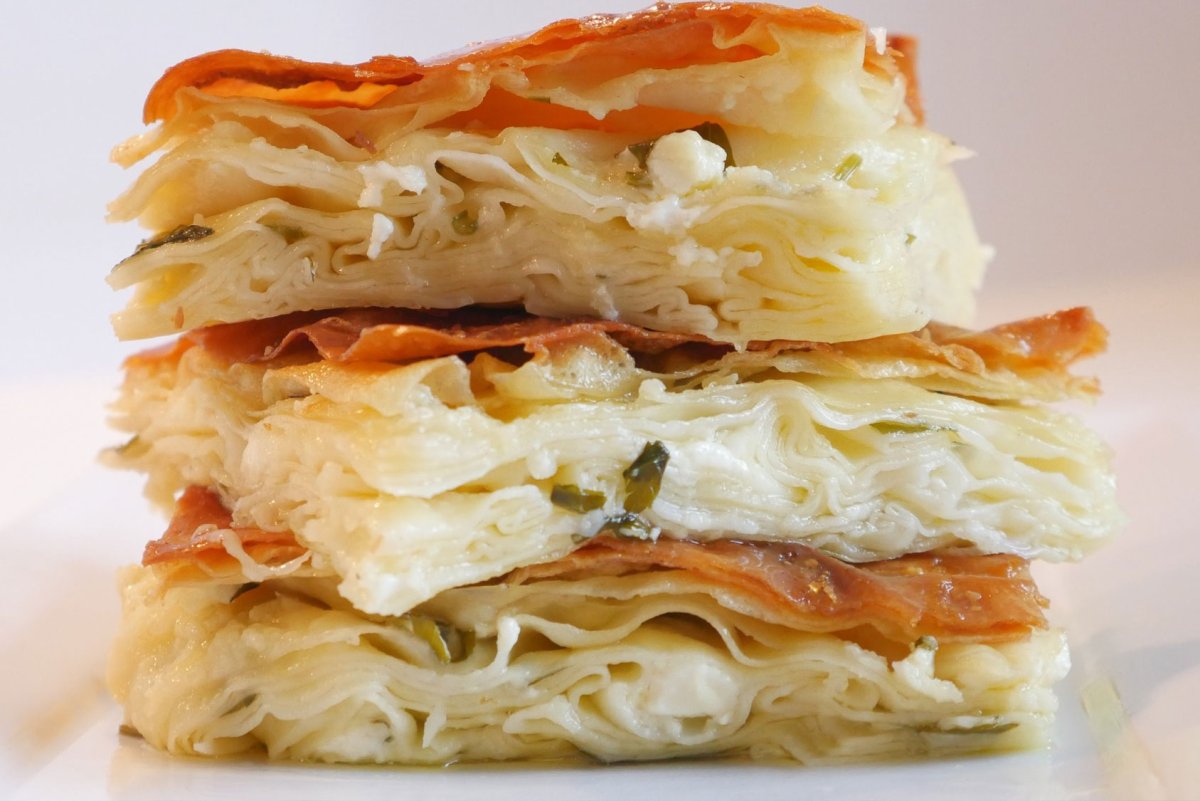 Demeti Borek