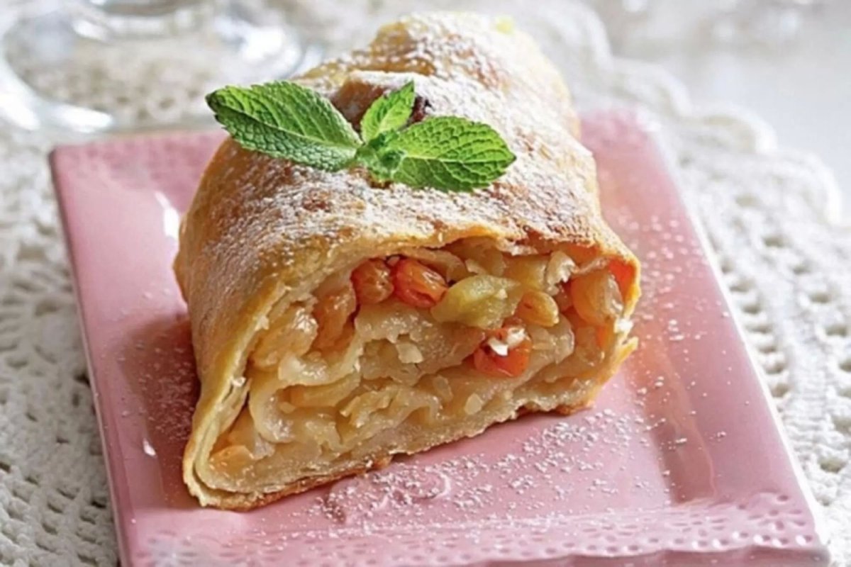 Штрудель с яблоками