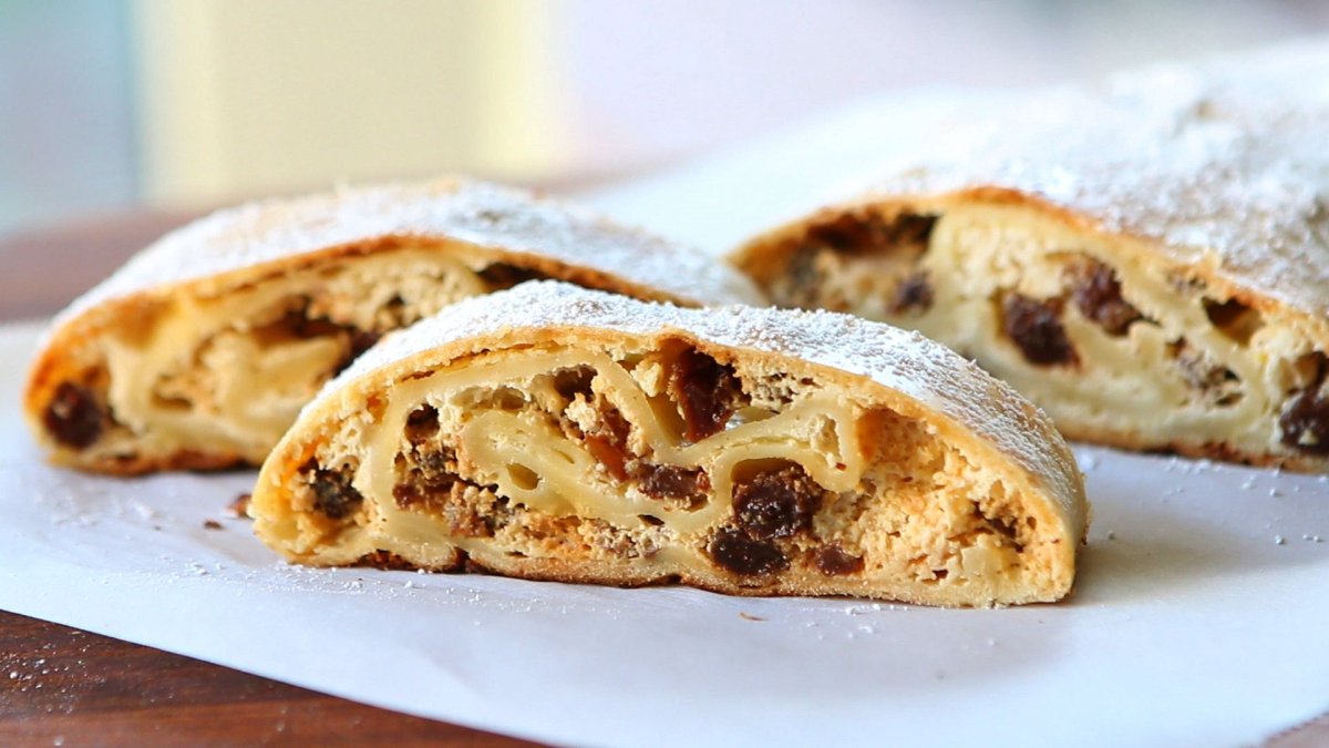 Печенье струдель с изюмом