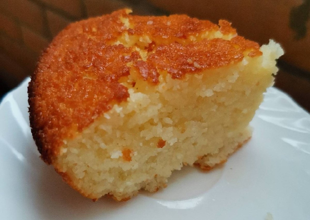 Пирог манник с ягодами