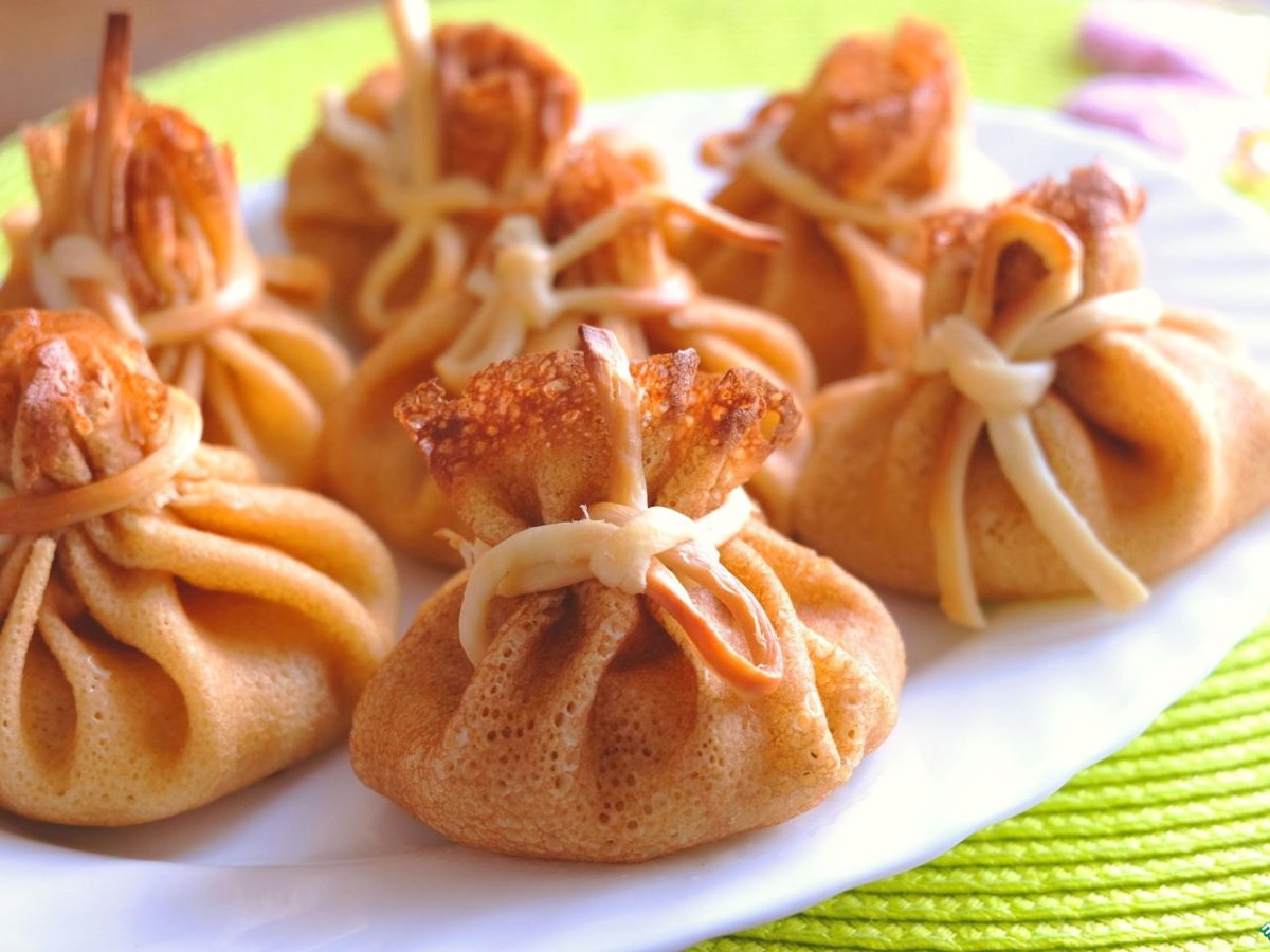 Мешочки из блинов