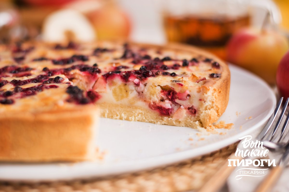 Пирог с клубникой