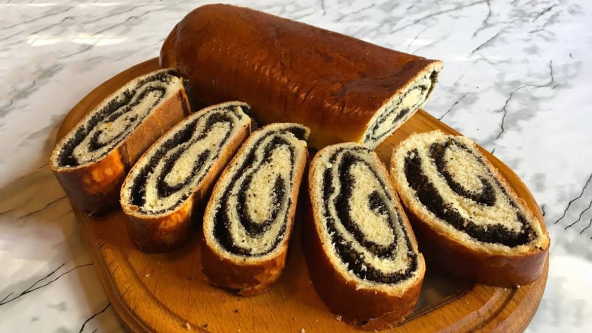 Маковый рулет