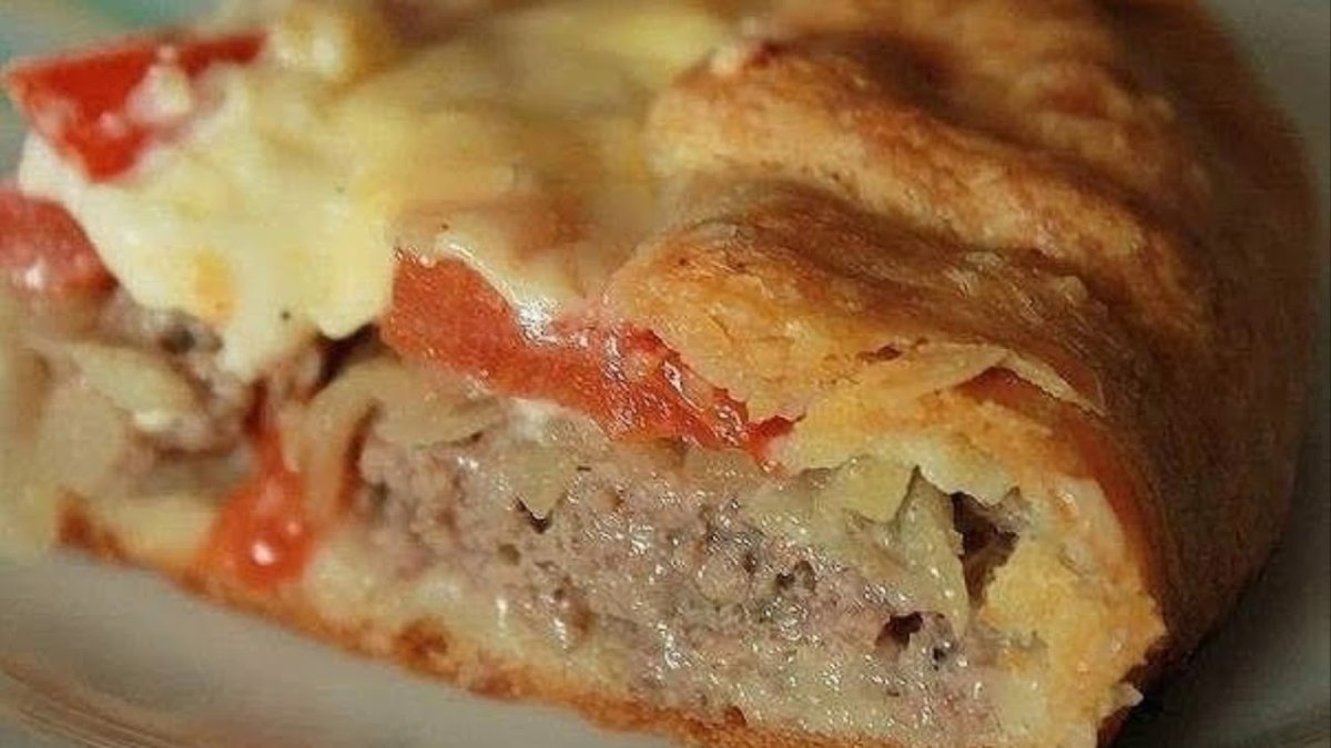 Открытый мясной пирог