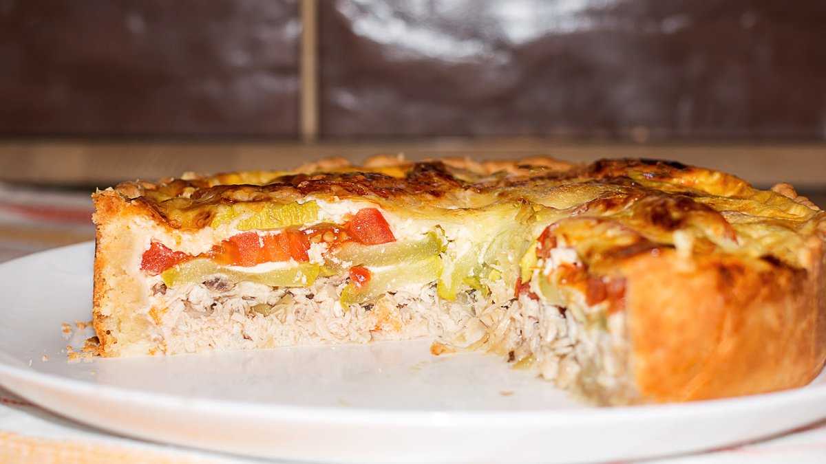 Кабачковый закусочный торт