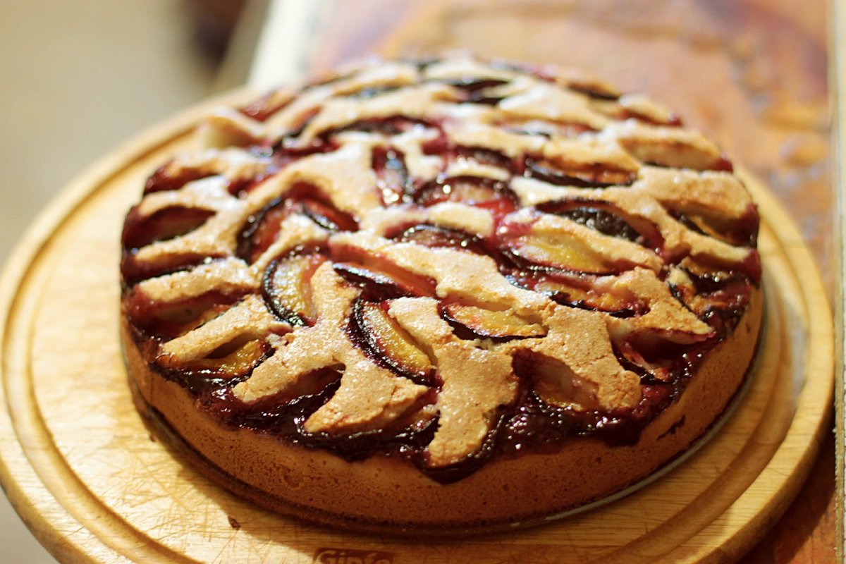 Пирог с изюмом