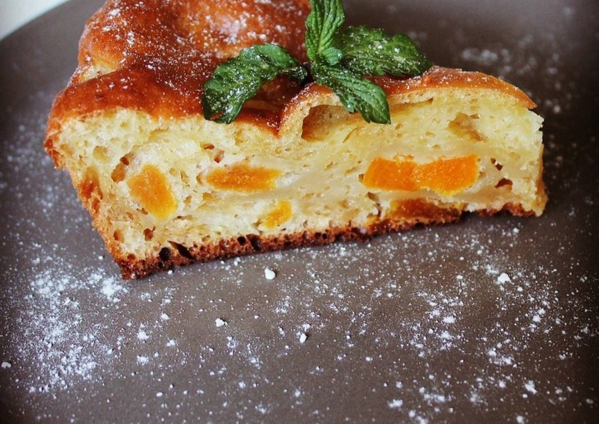 Творожная запеканка с курагой