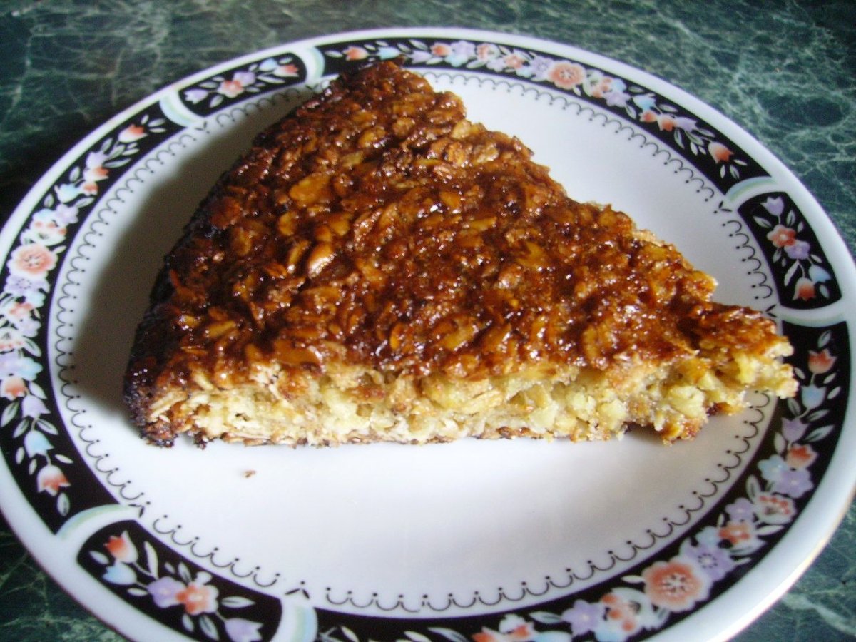 Пирог с арахисовой начинкой