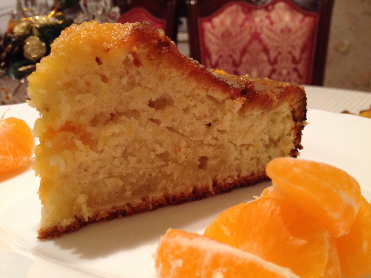 Шарлотка с яблоками и лимоном