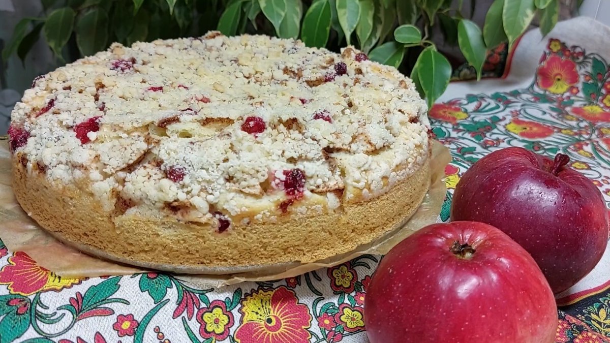 Пирог яблочный из ВКУСВИЛА