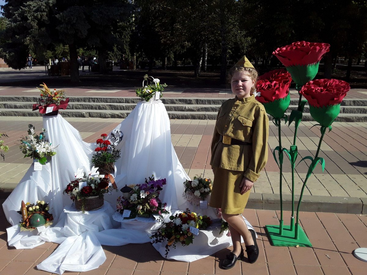 Цветочно овощные композиции ко Дню города Донецка