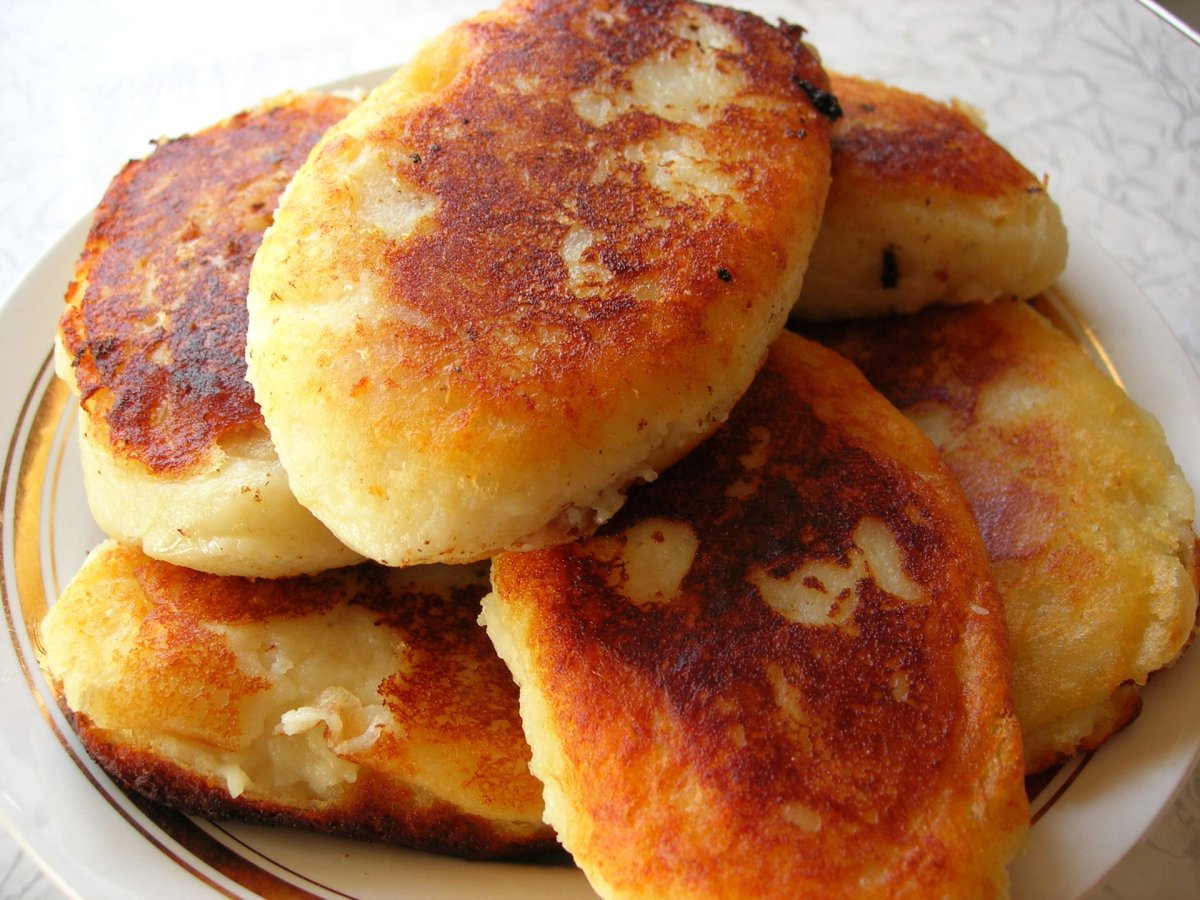 Открытый пирог с картошкой