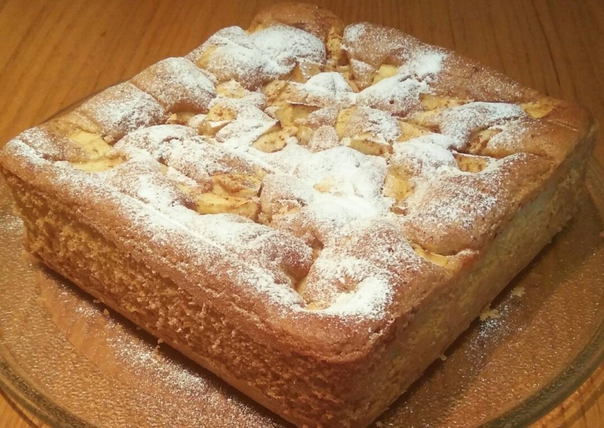 Пирог ревень с клубникой