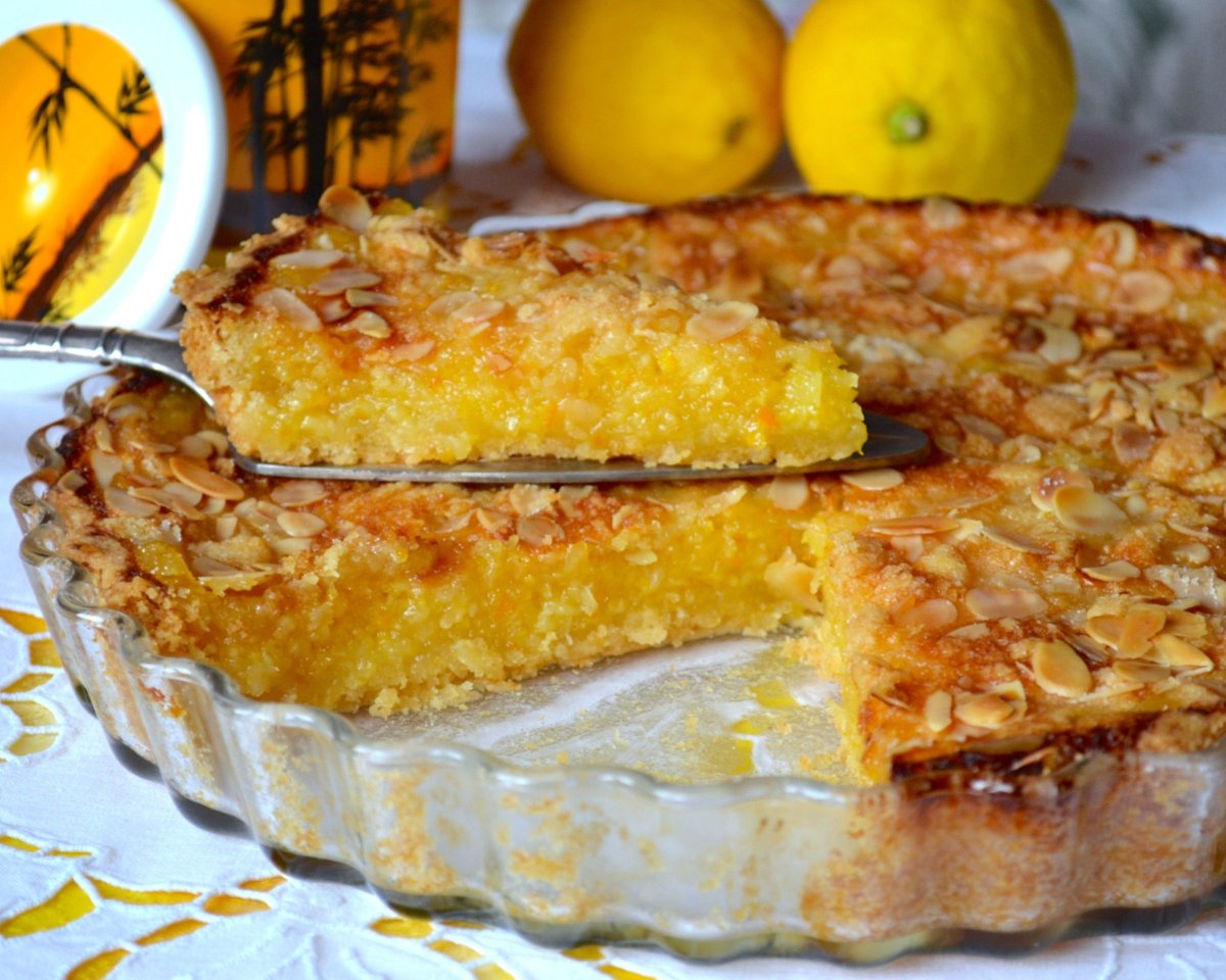 Пирог с яблоками и лимоном