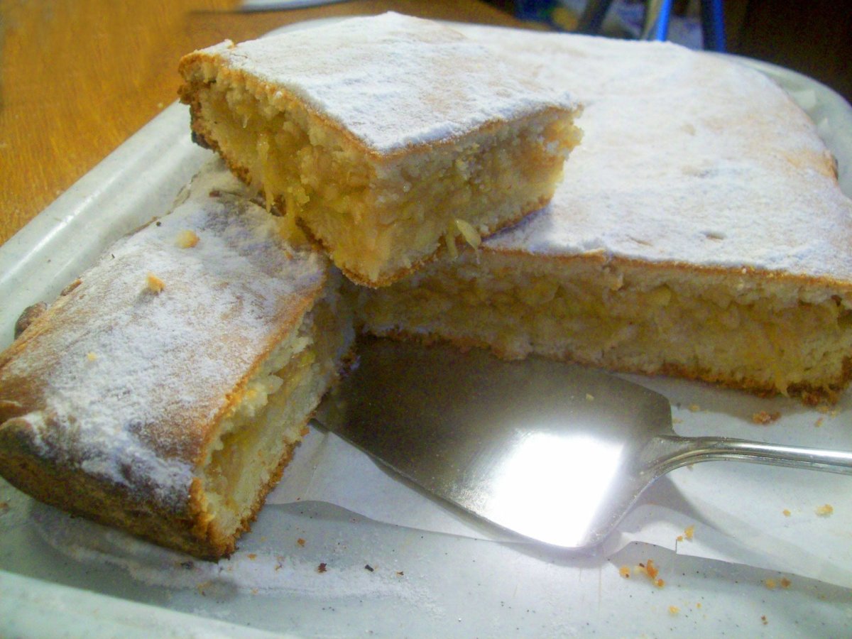 Пирог лимонная Луна